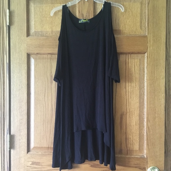Astoria Tops - Astoria Black Cold-Shoulder High-Low Top XL